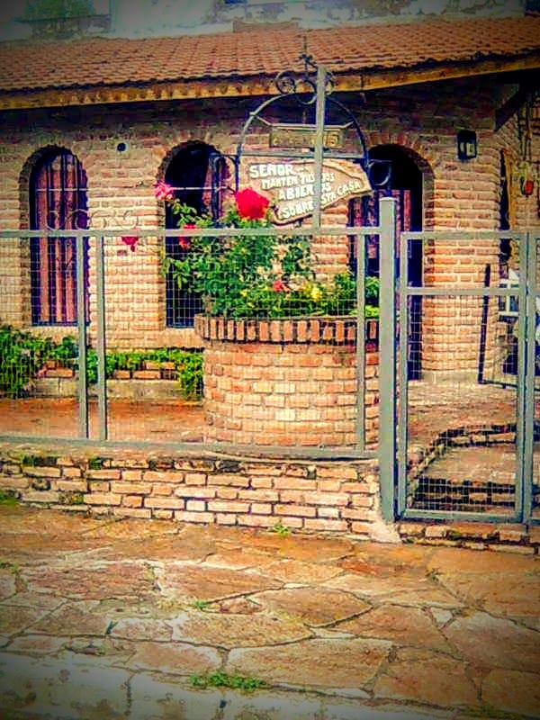 COMPLEJO CÉNTRICO CON RENTA ACTIVA | MERLO