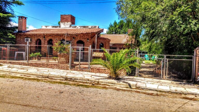 COMPLEJO CÉNTRICO CON RENTA ACTIVA | MERLO