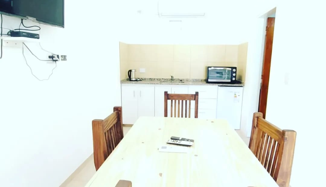 IMPORTANTE COMPLEJO EN PIEDRA BLANCA | MERLO