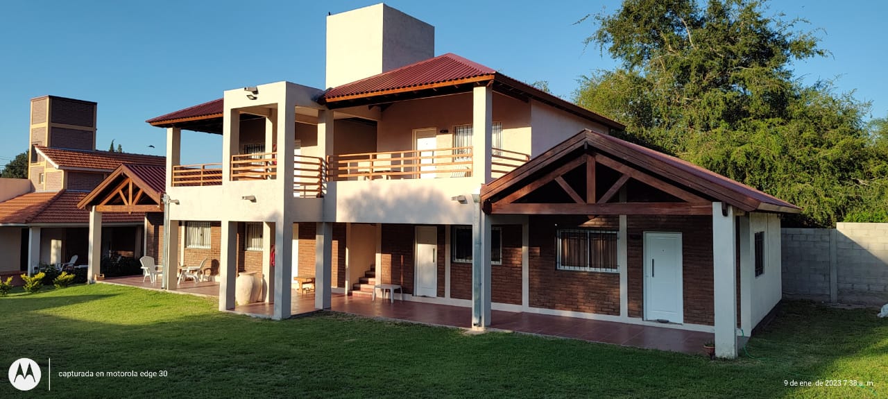 IMPORTANTE COMPLEJO EN PIEDRA BLANCA | MERLO