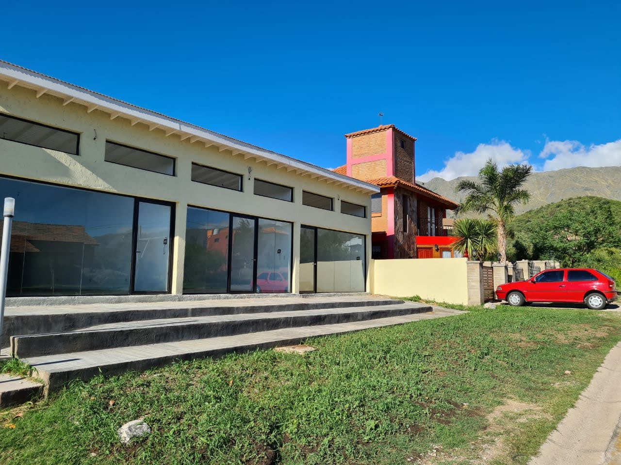 LOCAL COMERCIAL EN BARRANCA COLORADA | MERLO