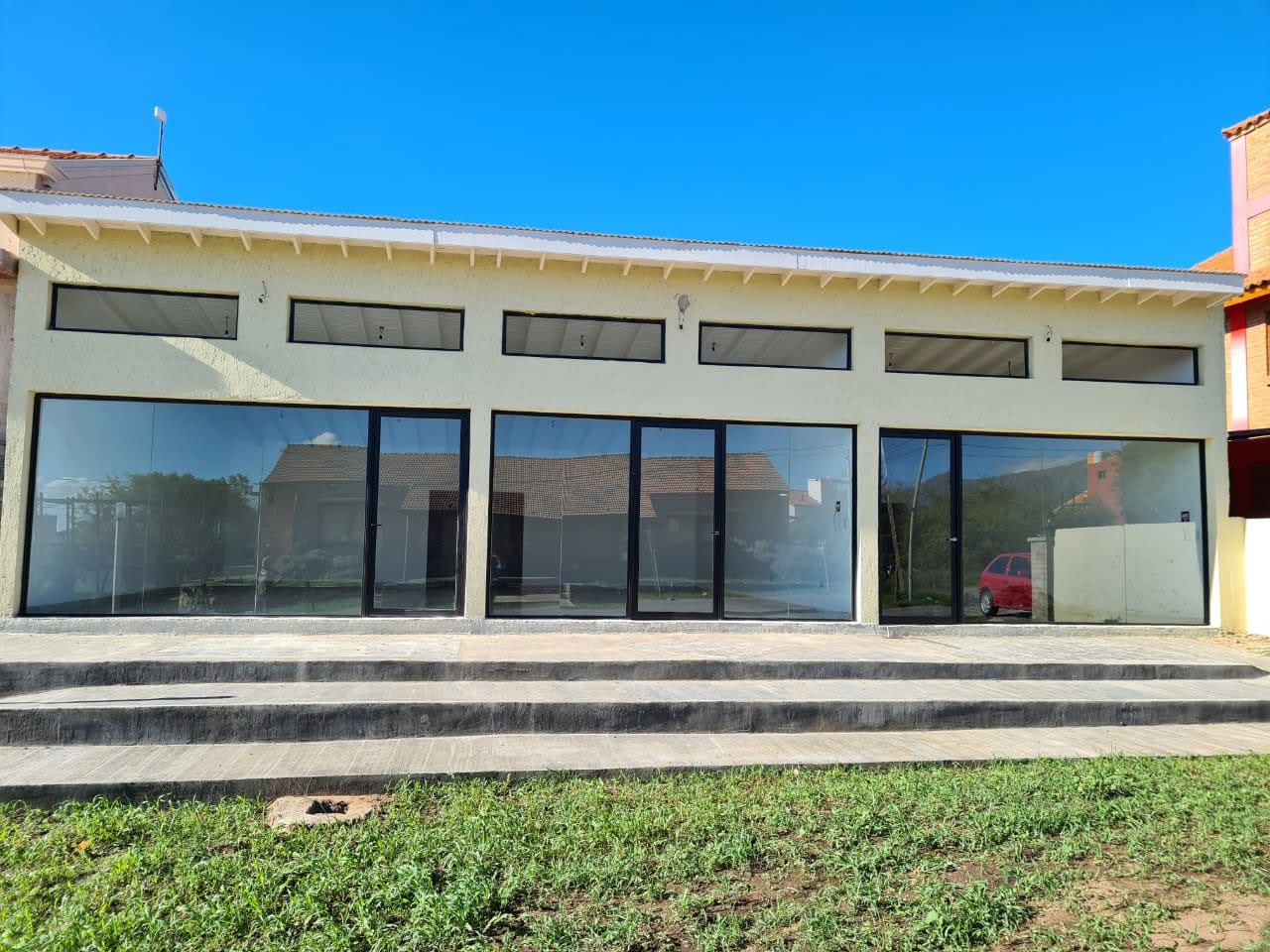 LOCAL COMERCIAL EN BARRANCA COLORADA | MERLO