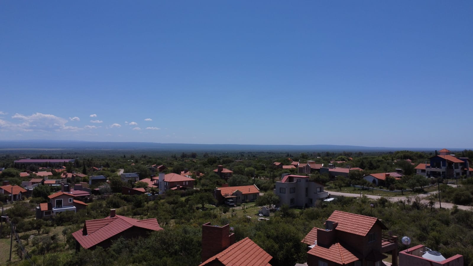 HERMOSO TERRENO BARRANCA COLORADA ARRIBA | MERLO