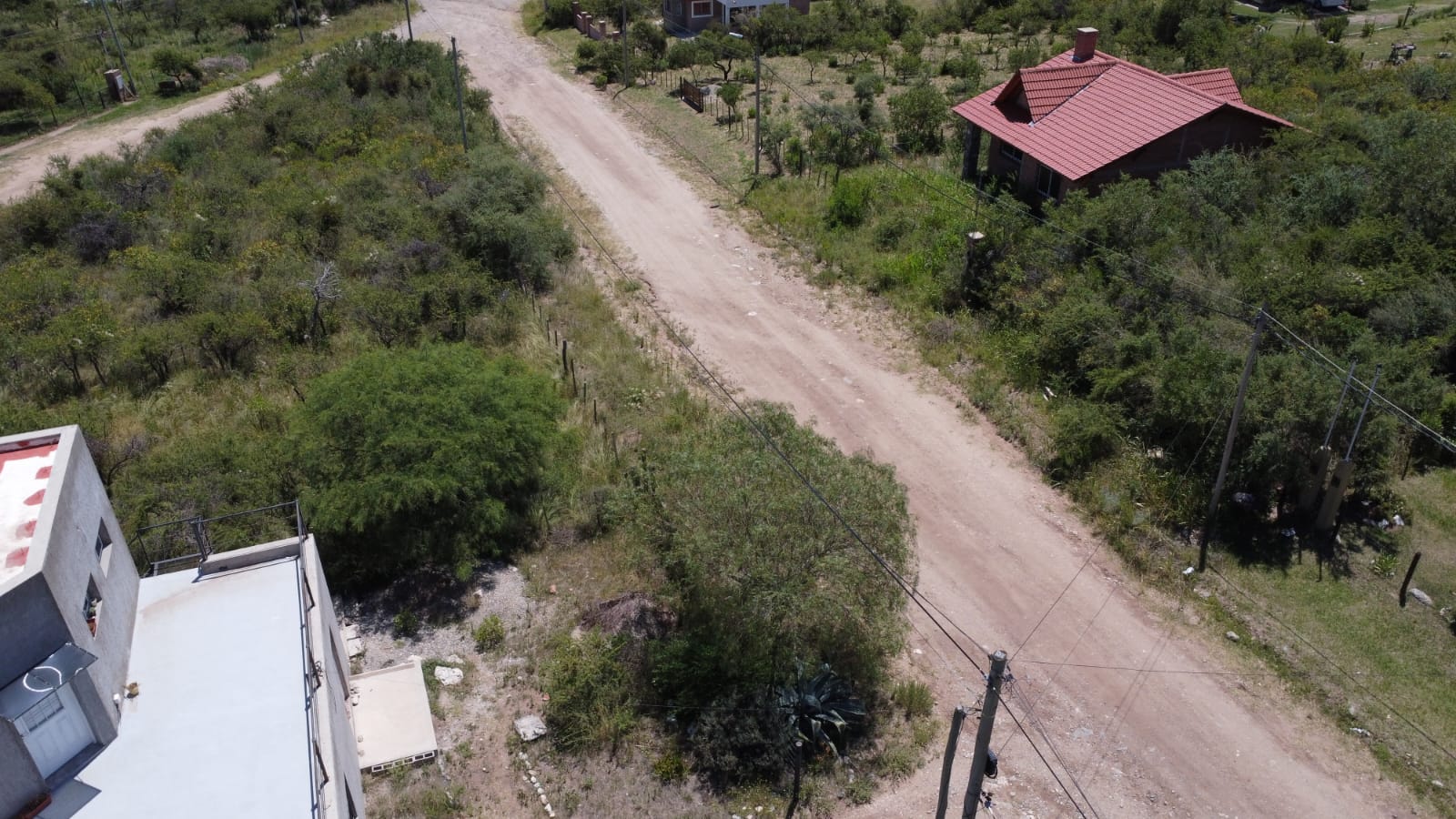 HERMOSO TERRENO BARRANCA COLORADA ARRIBA | MERLO